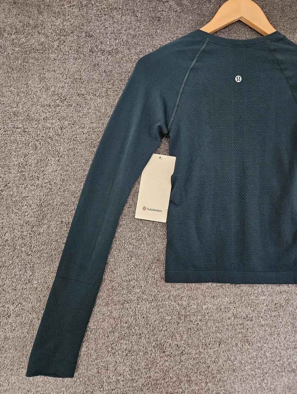 NWT Lululemon Swiftly Tech LS 2.0 Race Length Storm Teal Mesh Top Size 2